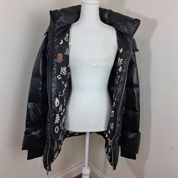 The Very Warm Hooded Down Filled Winter Coat in Black Size Large - Picture 7 of 11